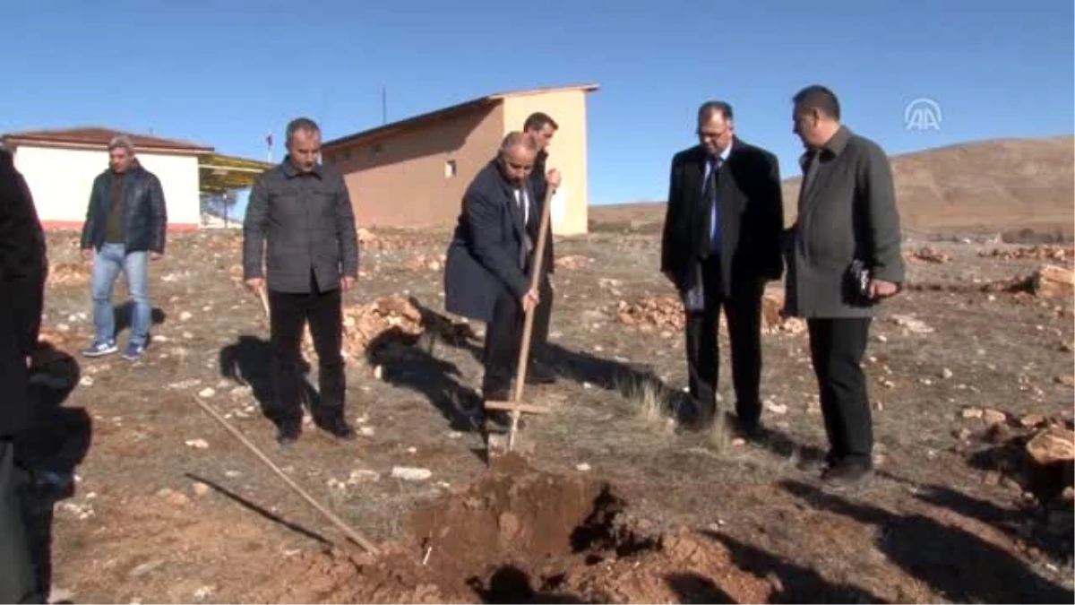 "Toprak Dede"nin hatırası, adına dikilen fidanlarda yaşayacak