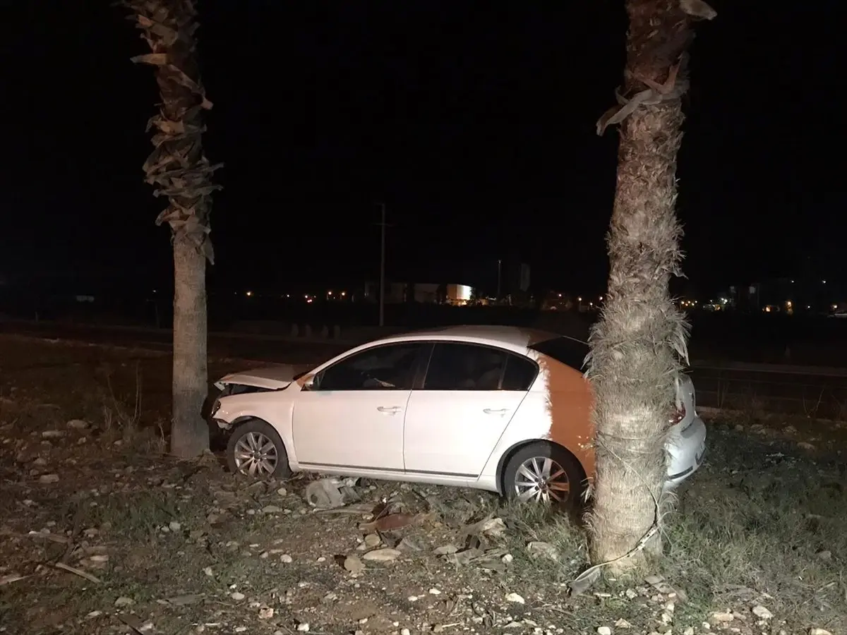 AK Parti Antalya Milletvekili İbrahim Aydın ve eşi trafik kazasında yaralandı