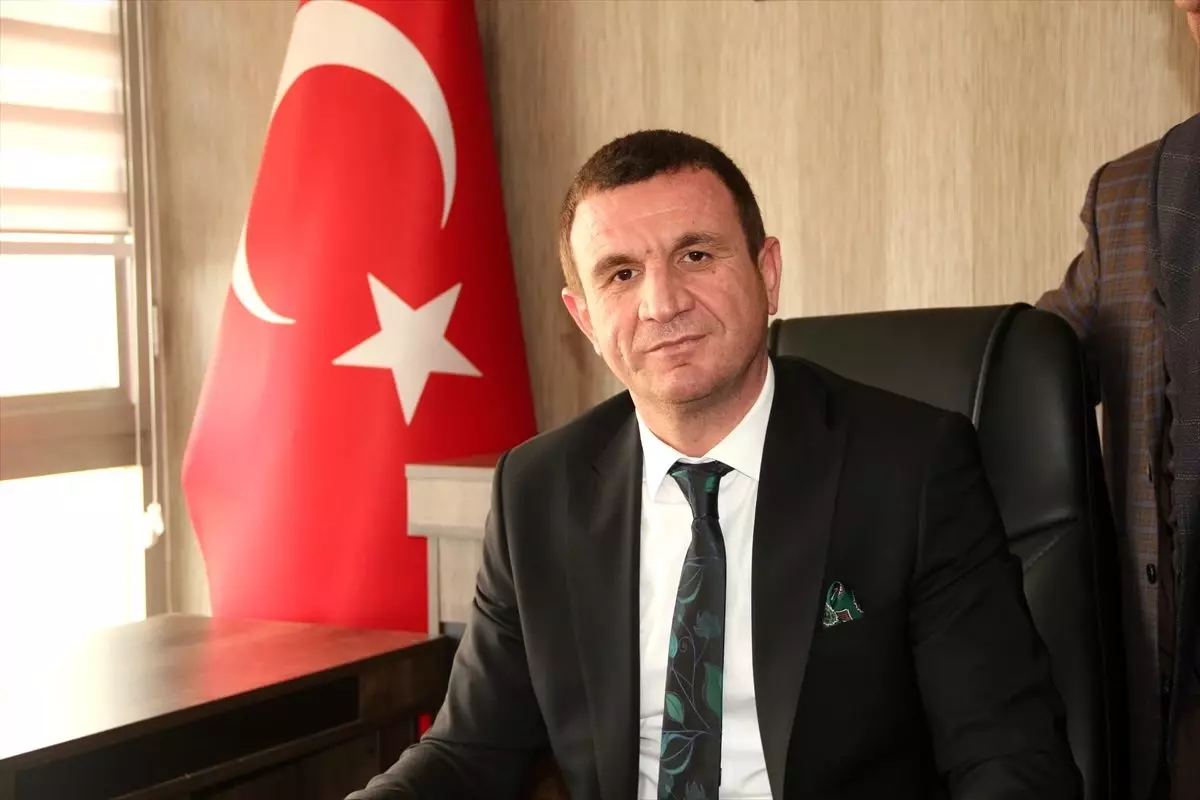 AK Parti Kurtalan İlçe Başkanı Haşim Karaatay göreve başladı