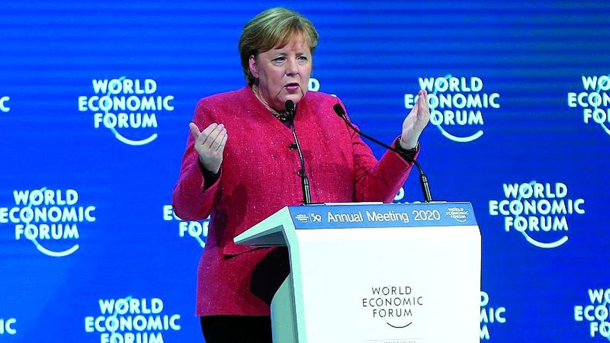 Almanya Başbakanı Merkel: Suriye\'de yapılan hatalar Libya\'da tekrarlanmamalı