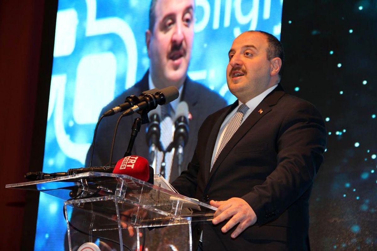 Bakan Varank: "2023 Stratejimize koyduğumuz en az 10 Turcorn"