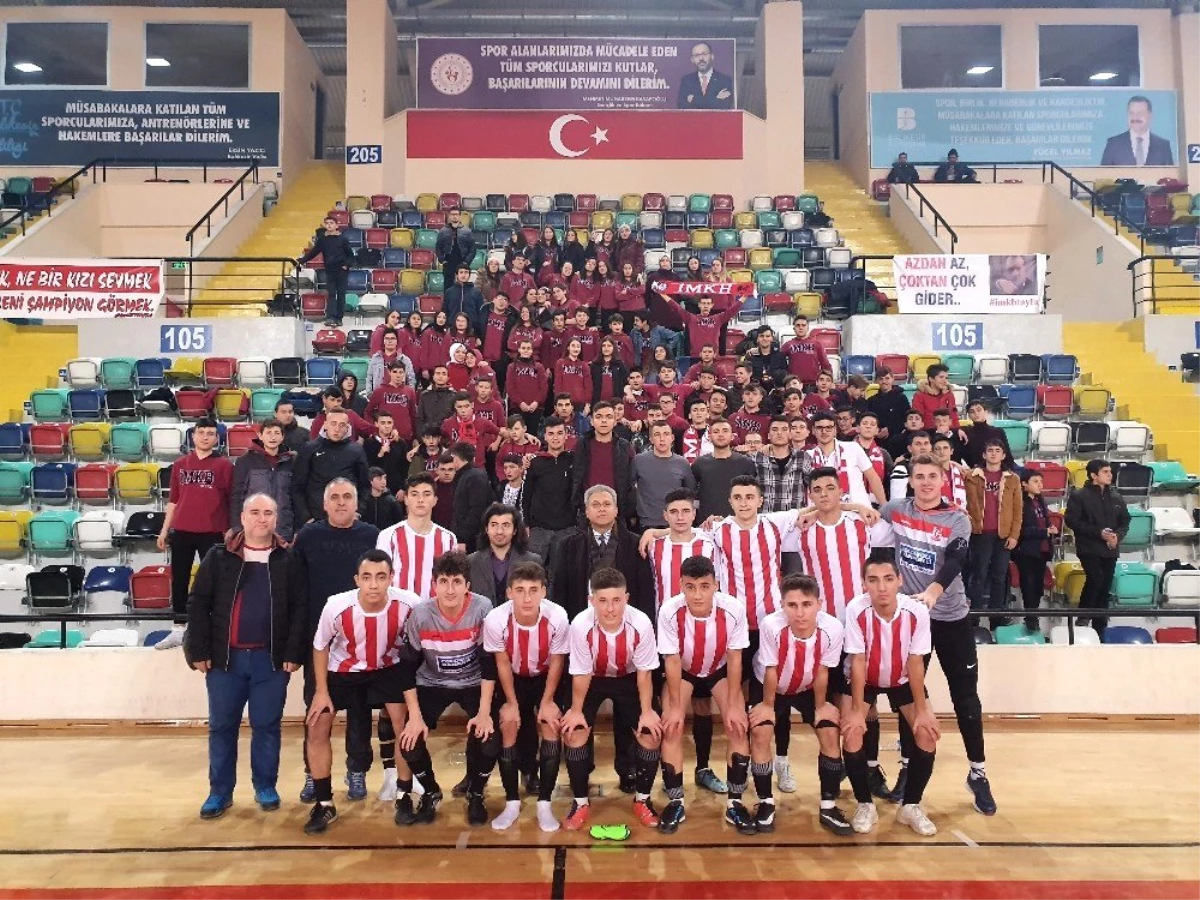 Balıkesir\'de Futsal\'ın şampiyonu İMBK oldu