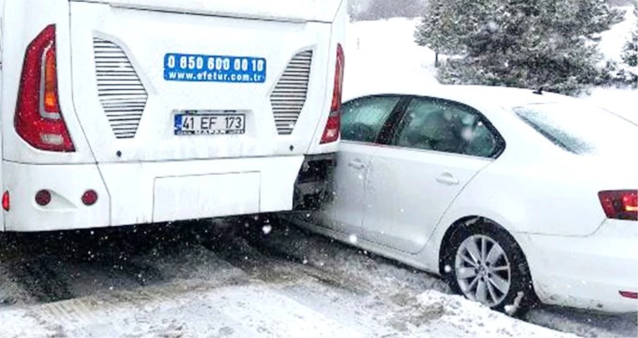 Bolu Dağı\'nda kar yağışı nedeniyle zincirleme kaza oldu! 8 km kuyruk oluştu