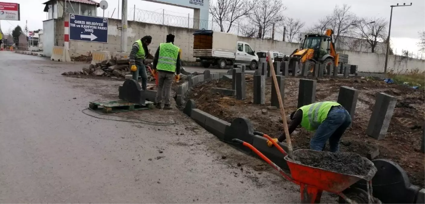 Gebze\'de yol yapım çalışmaları sürüyor işleri