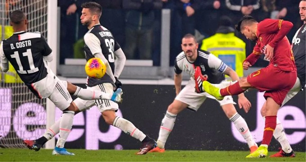 Juventus, Roma\'yı 3-1 yenerek İtalya Kupası\'ndan eledi