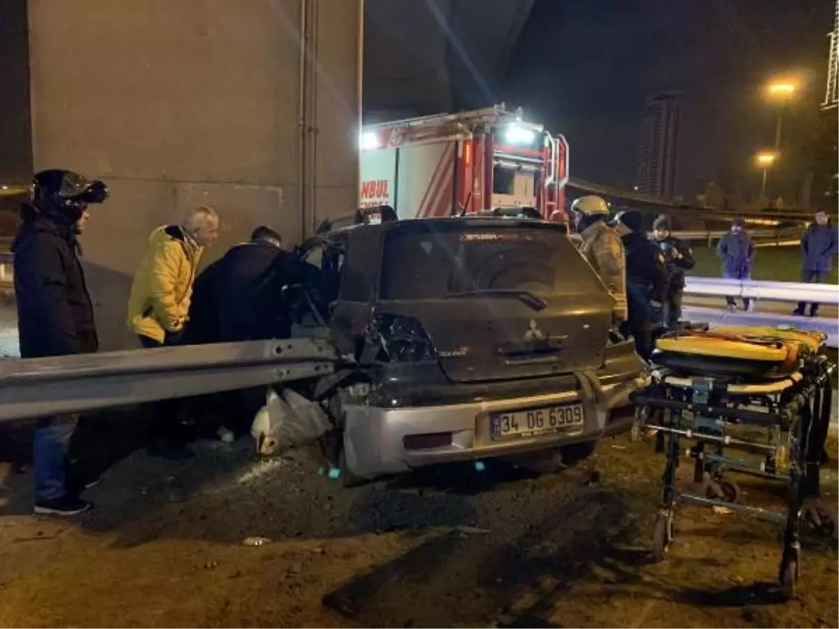 Kadıköy\'de 14 yaşındaki sürücü kaza yaptı, bacağı koptu