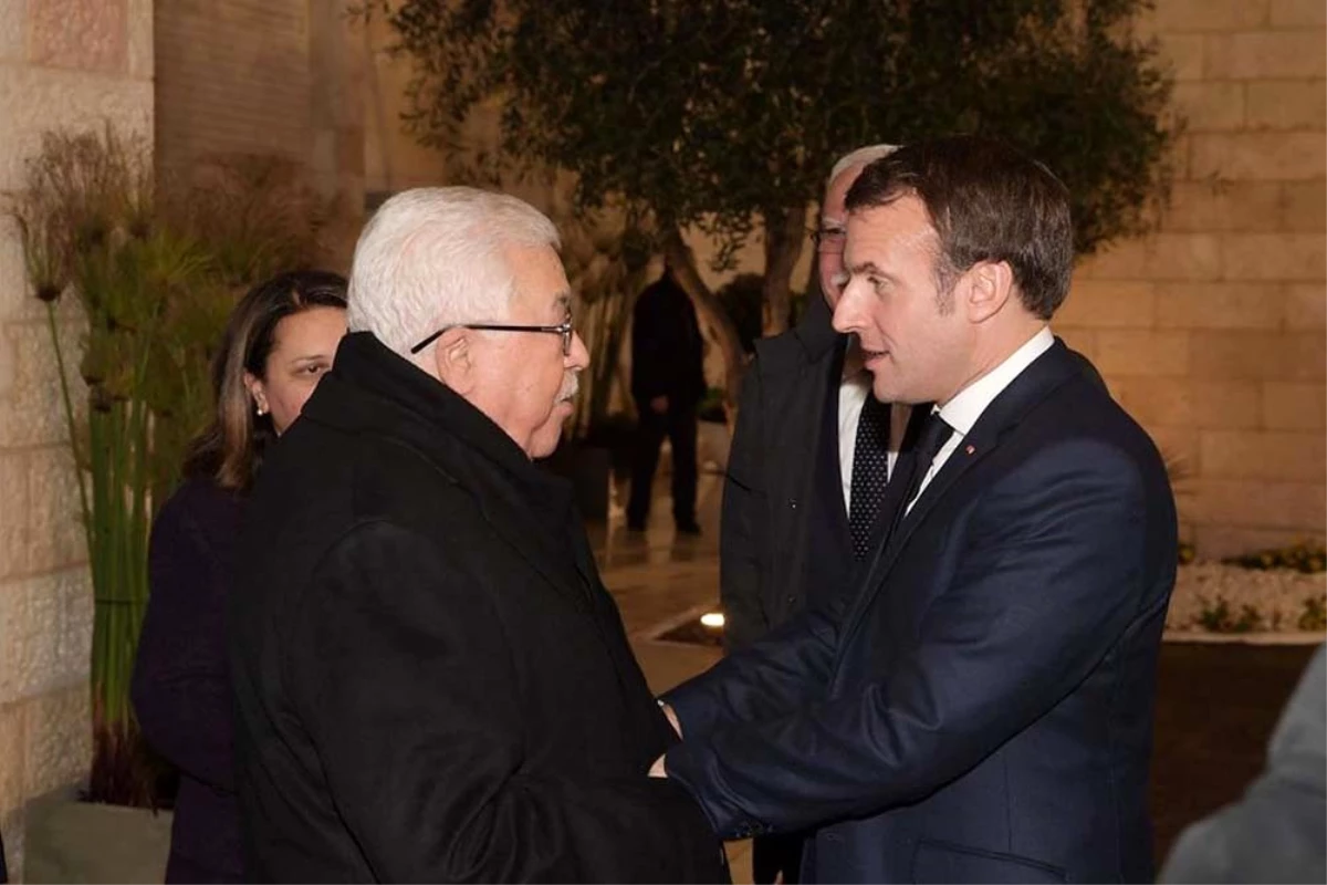 Macron, Filistin Devlet Başkanı Abbas ile görüştü