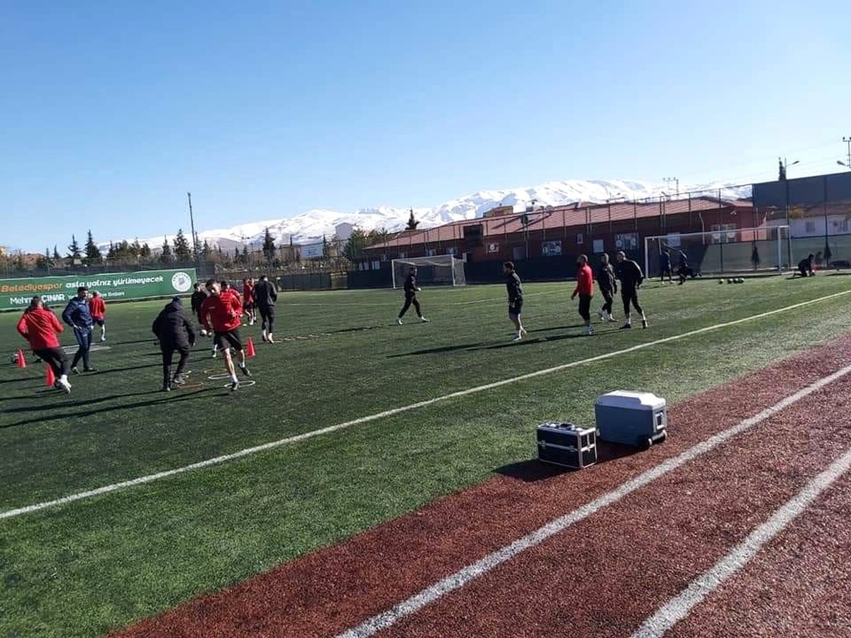 Yeşilyurt Belediyespor\'da gözler Darıca maçına çevrildi