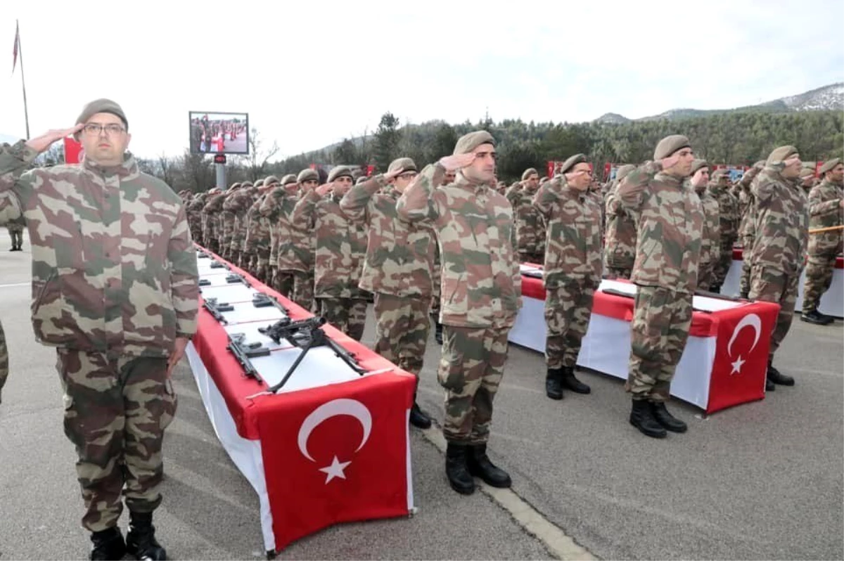 Amasya\'da 6 bin 300 bedelli asker yemin etti