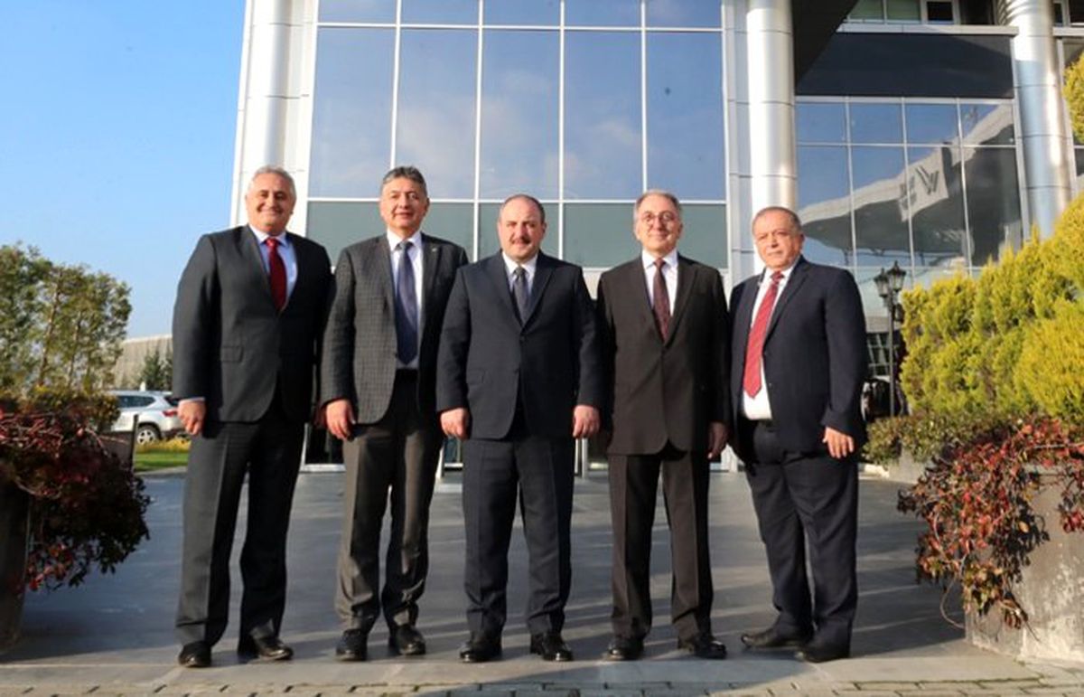 Bakan Varank\'tan yerli teknoloji üreticilerine ziyaret