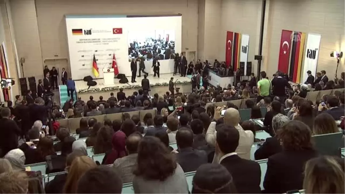 Cumhurbaşkanı Erdoğan, Almanya Federal Cumhuriyeti Şansölyesi Merkel ile Türk-Alman Üniversitesi...