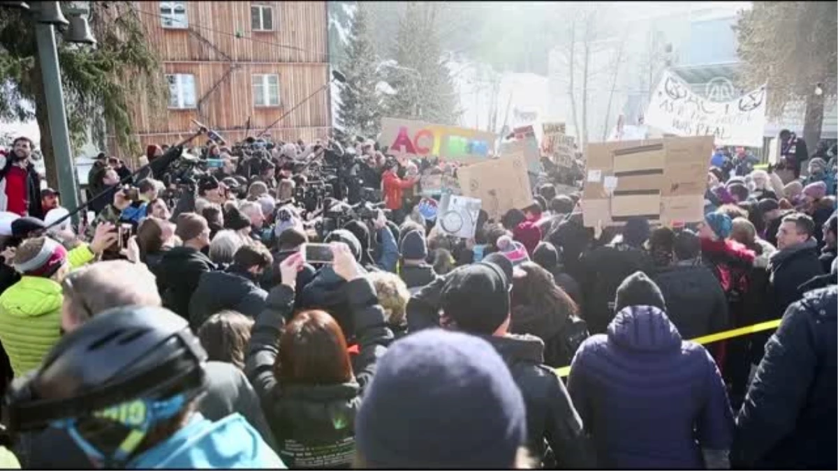 Davos\'ta çevre protestosu