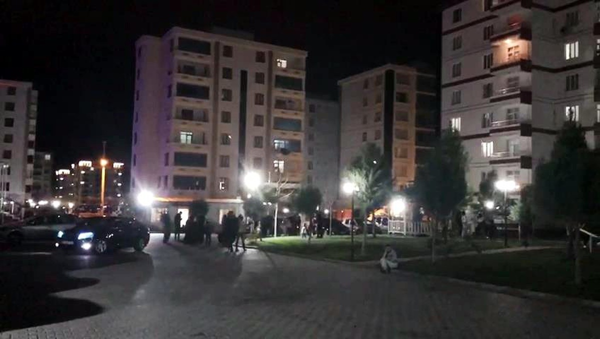 Depremde kalp krizi geçiren kadın hayatını kaybetti