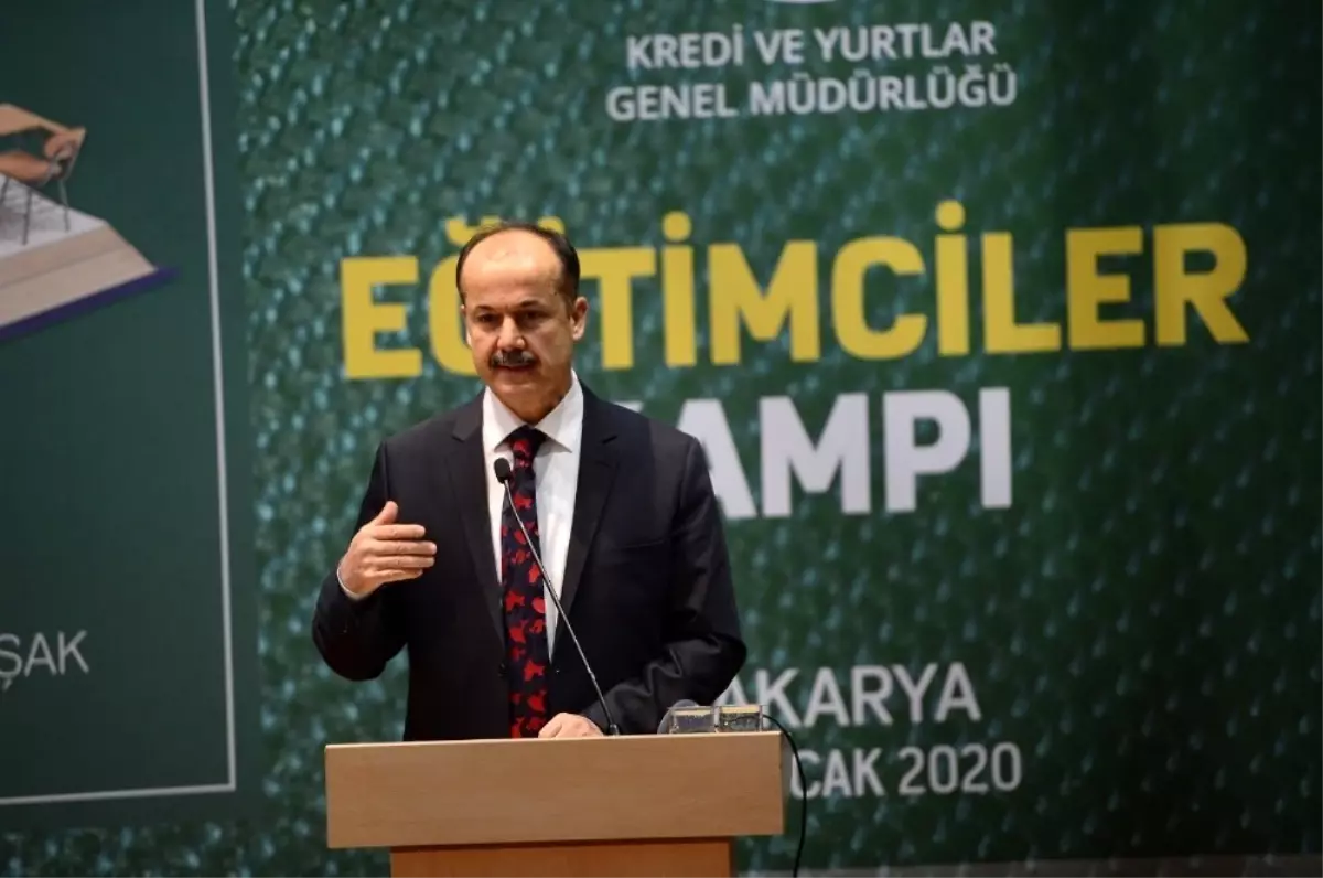 Eğitimciler kampının konuğu Yunus Emre Enstitüsü Başkanı Şeref Ateş oldu