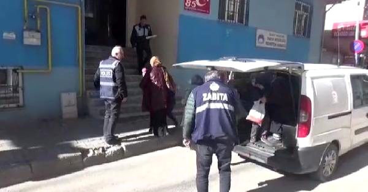 Elazığ\'da 23 dilenci yakalandı