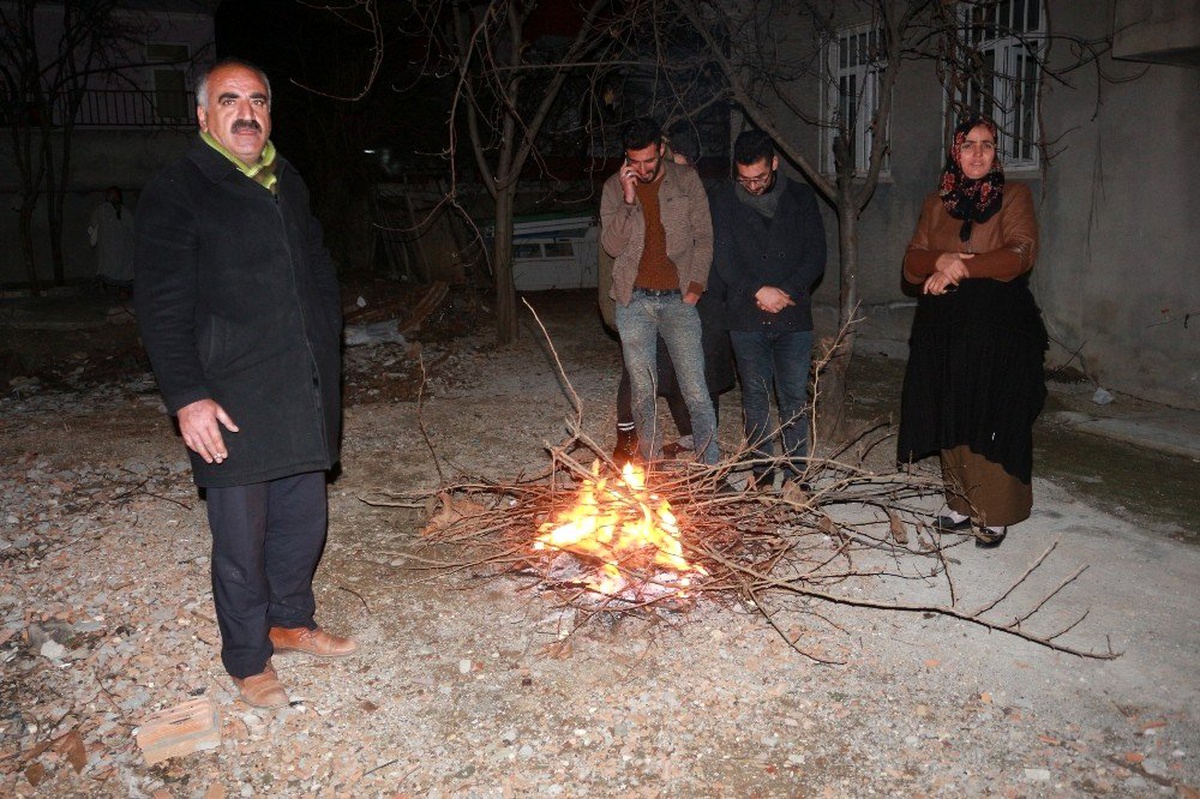 Elazığ depremi Erzincan\'da da hissedildi