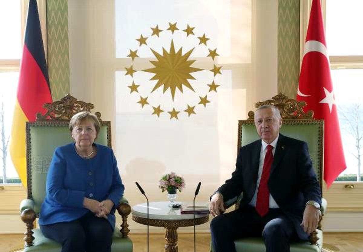 Erdoğan ile Merkel görüşüyor