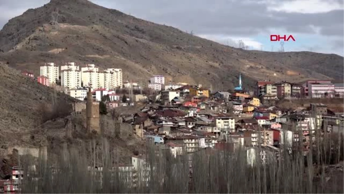 Erzurum dünyanın en hızlı akan çoruh nehri dondu