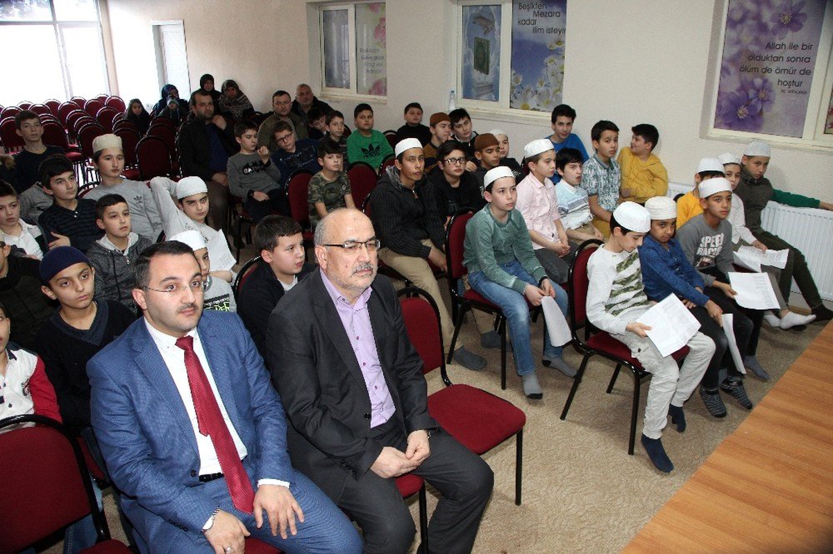 Gürbüzler Kur\'an Kursunda öğrenciler ödüle doydular
