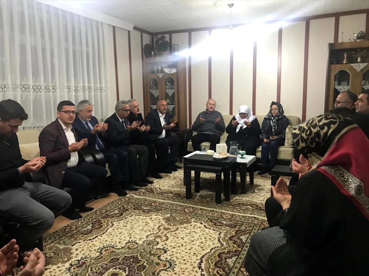 İçişleri Bakanı Süleyman Soylu Isparta\'da taziye ziyareti yaptı