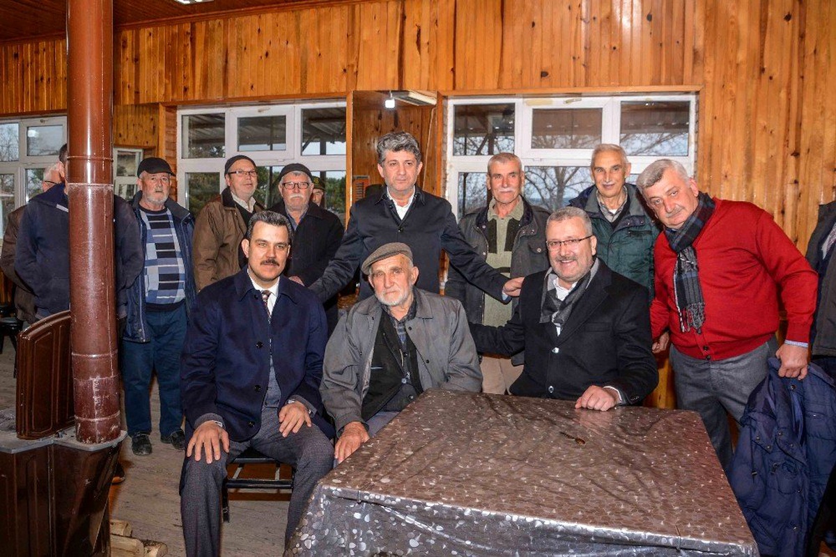 Karacabey\'de kırsal kesime hizmetler sürüyor