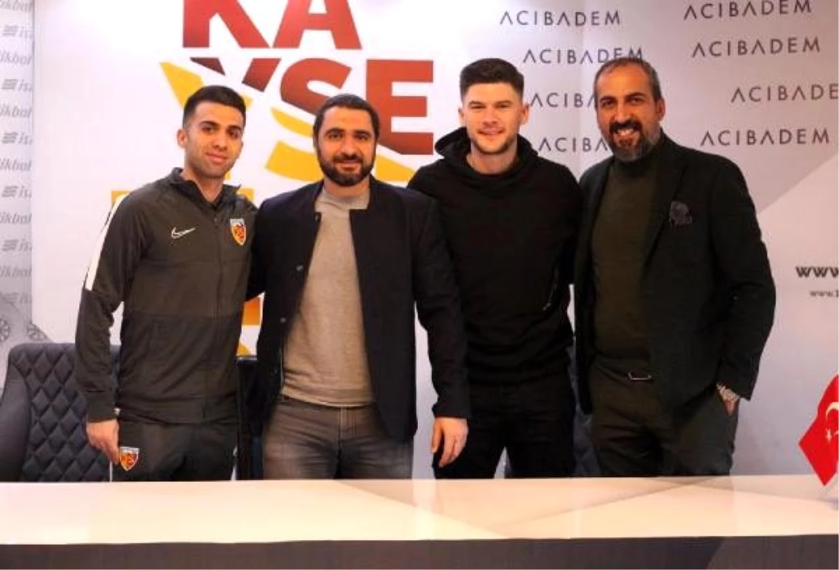 Kayserispor, Emre Taşdemir ve Cristian Sapunaru\'ya imzayı attırdı