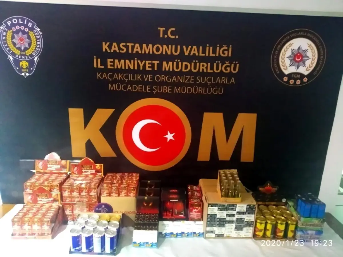 KOM ekiplerinden cinsel içerikli ürünlere yönelik operasyon