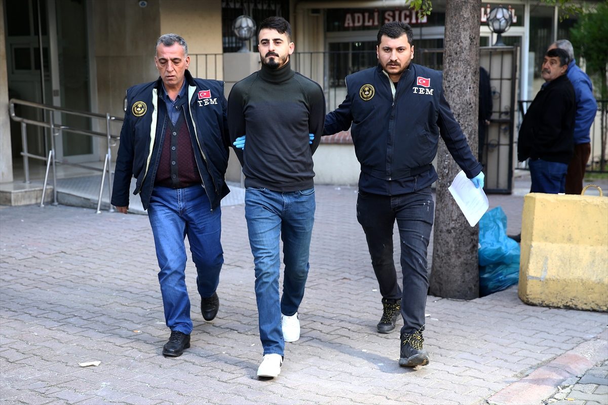 PKK şüphelisi Almanya\'dan tatil için geldiği Adana\'da yakalandı