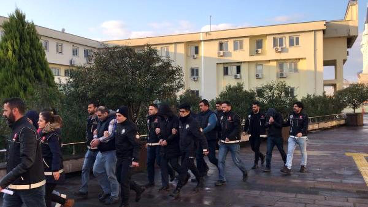 Sakarya\'daki uyuşturucu operasyonunda 5 kişi adliyede