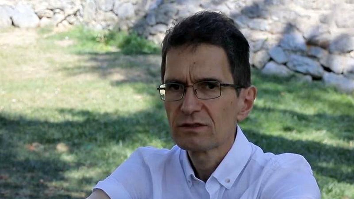 Terör propogandası yapmakla suçlanan \'Barış Akademisyeni\' Tuna Altınel, 9 ay sonra beraat etti