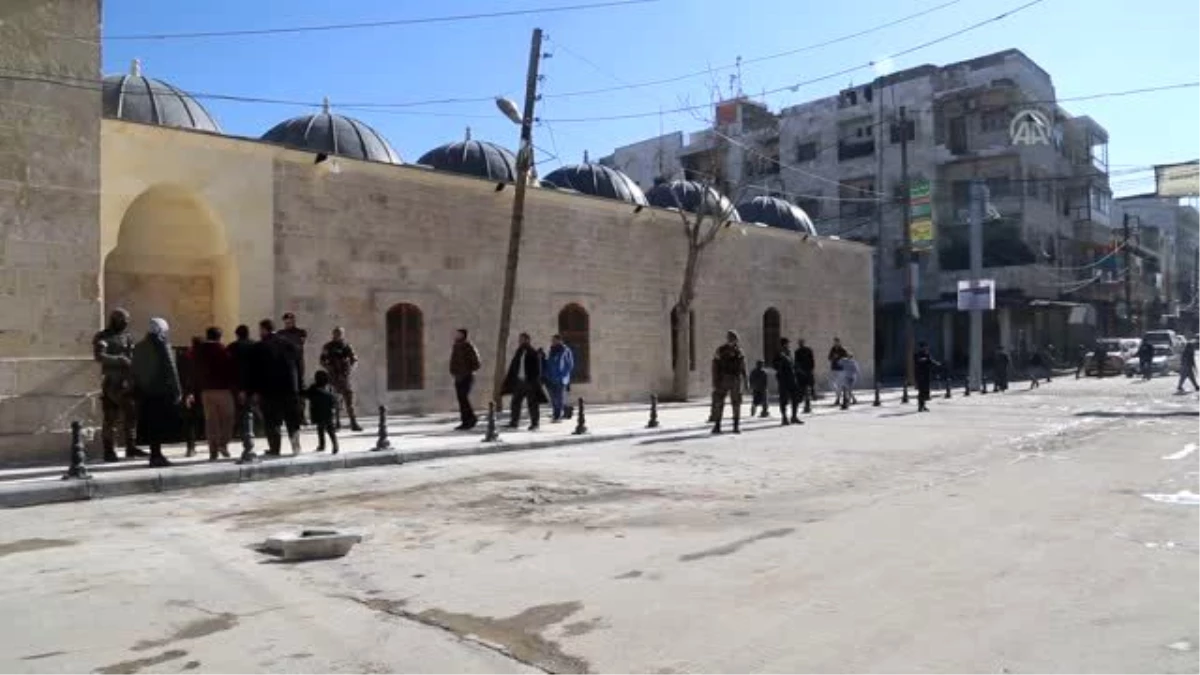Türkiye\'nin restore ettiği Bab Ulu Camisi\'nde ilk cuma namazı (2)