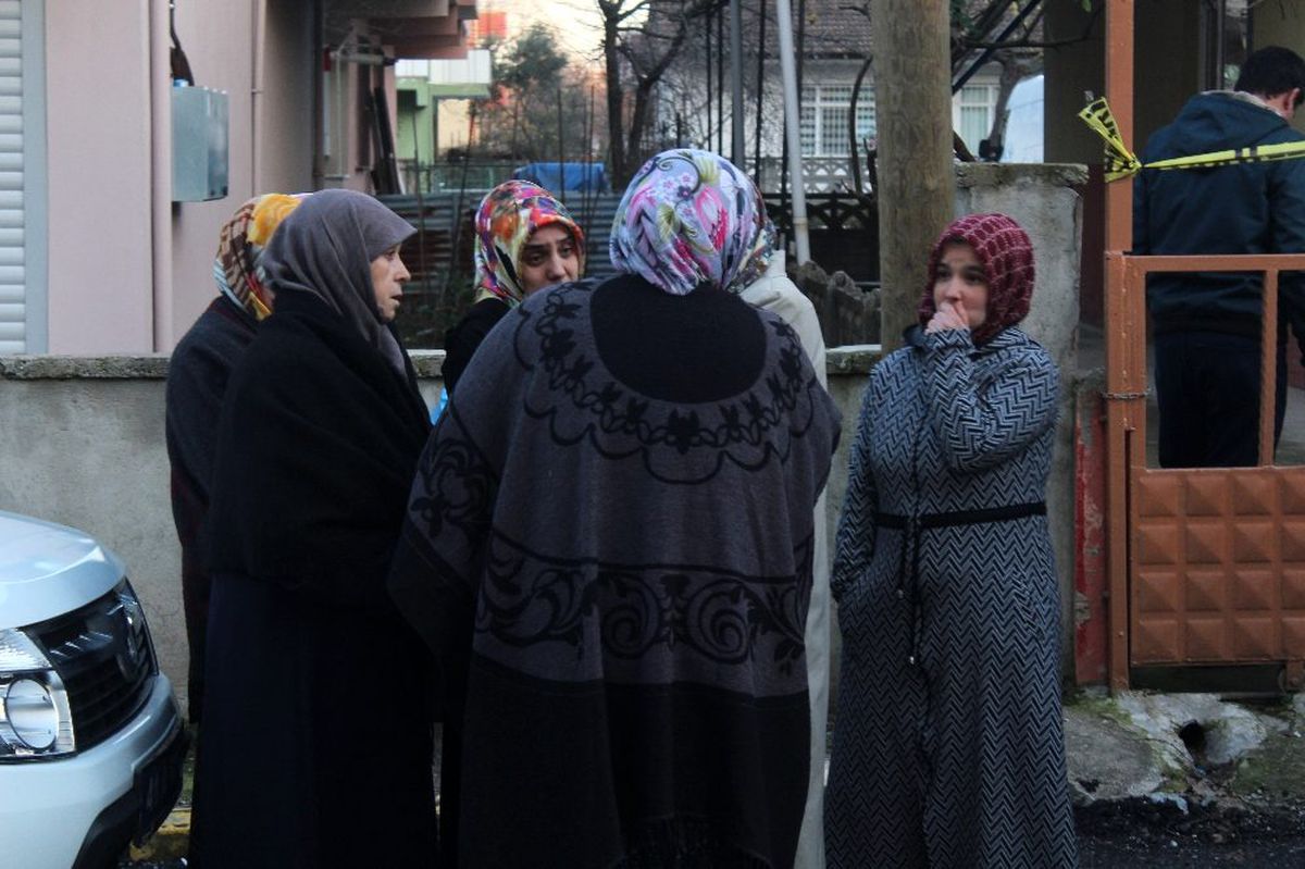 Yaşlı kadını oğlu evde ölü buldu, polis harekete geçti