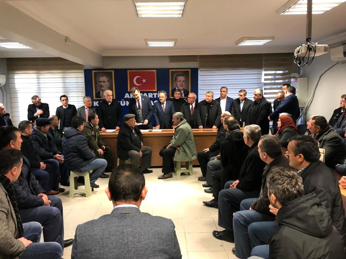 AK Parti\'de temayül yoklaması yapıldı