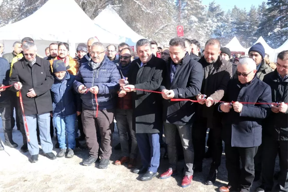 Bolu\'da Kar Festivali yoğun ilgi gördü