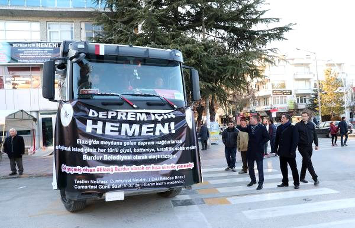 Burdur\'da, Elazığ için yardım kampanyası (2)