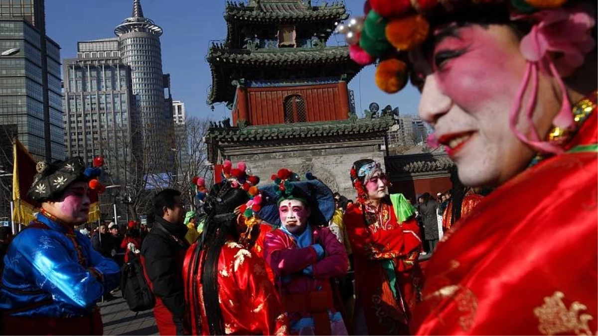 Çin\'de fare yılı kutlamalarına koronavirüs gölgesi düştü