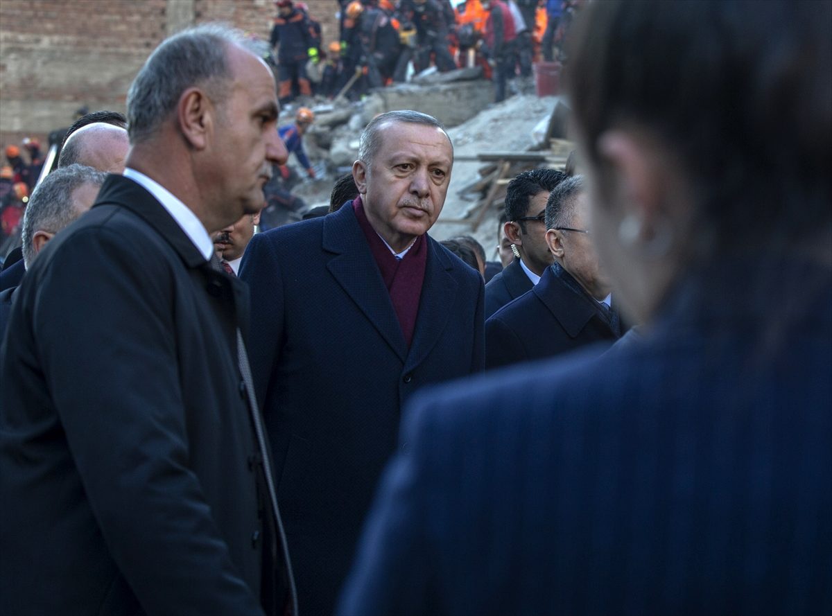 Cumhurbaşkanı Erdoğan, deprem bölgesinde