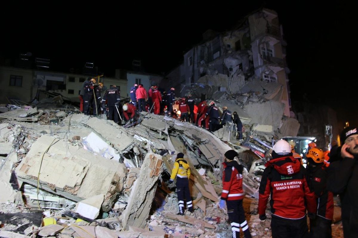 Depremde Malatya\'da 4 kişi öldü, 226 kişi yaralandı
