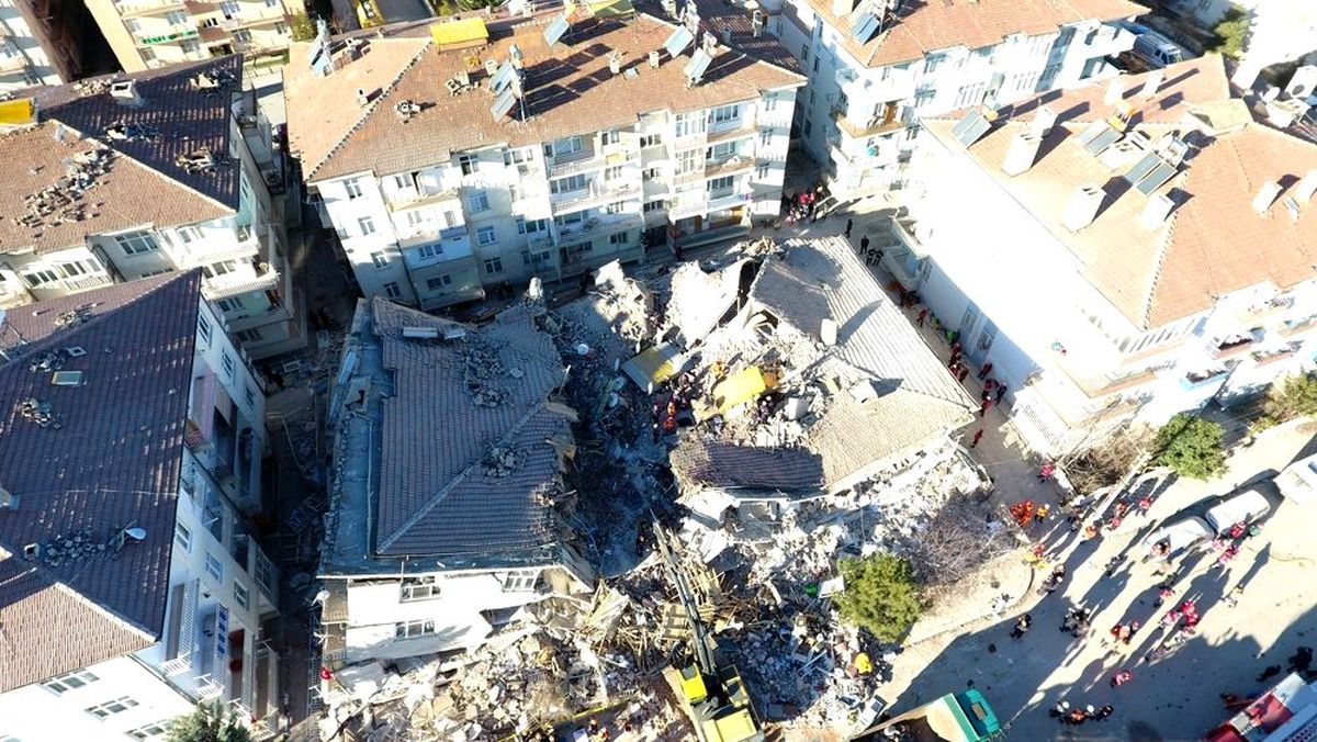 Depremde yaralı sayısı bin 103\'e yükseldi