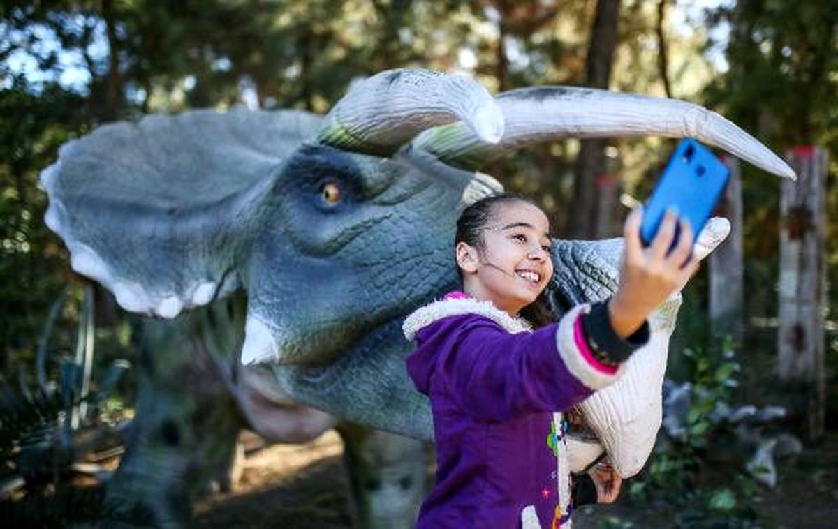 Dinoparkta sömestir yoğunluğu