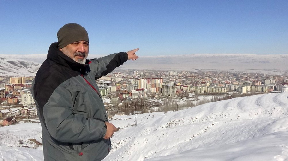 Dr. Dölek, Elazığ\'daki 6.8 büyüklüğündeki depremi değerlendirdi