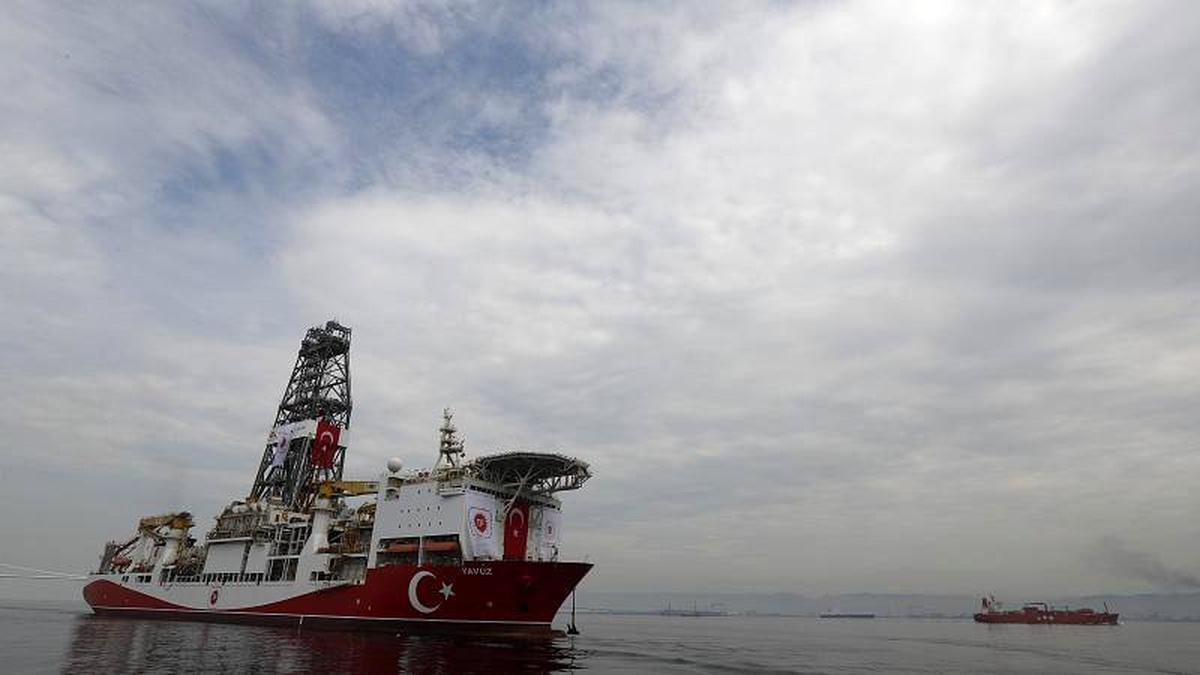 \'Güney Kıbrıs, Türkiye\'ye tavır almayan AB\'ye karşı Rusya yaptırımlarını bloke ediyor\'