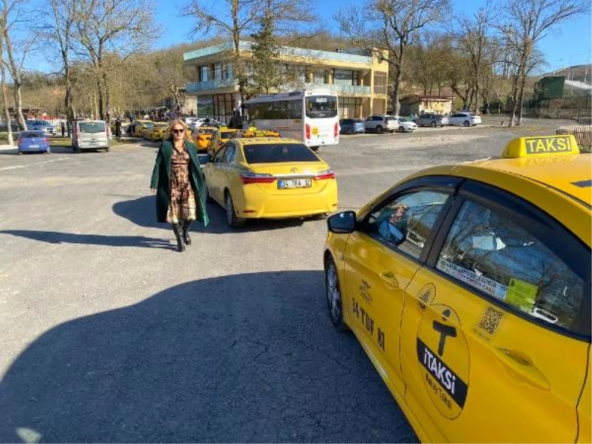 İstanbul\'daki kadın taksi şoförleri bir araya geldi