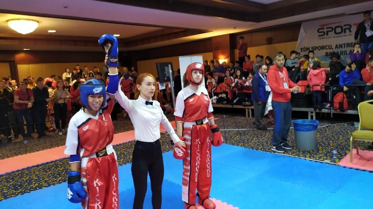 Kahramanmaraş\'a kickboks\'tan 2 madalya