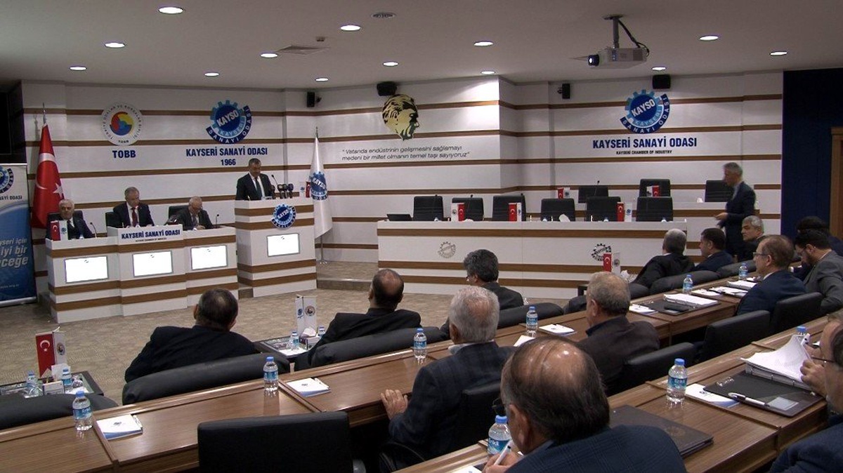 KAYSO Başkanı Büyüksimitci: "Bütün zorlukları aştığımız 2019 yılından sonra sanayicinin kötümser...