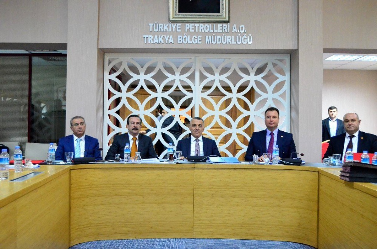 Kırklareli\'de olay çıkan eğlence mekanlarıyla ilgili toplantı