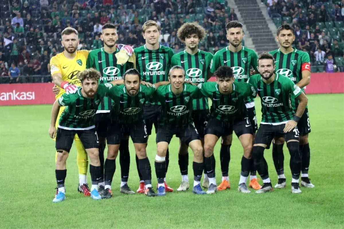 Kocaelispor\'dan Elazığ deprem mağdurlarına yardım