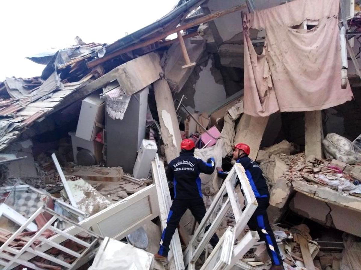 Manisa Büyükşehir, arama kurtarma çalışmalarına katıldı