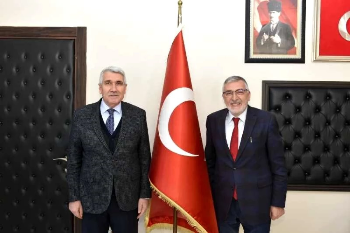Meclis Başkanı Yılmaz\'dan Başkan Bozkurt\'a ziyaret