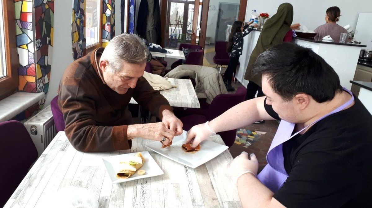Odunpazarı Belediyesi engelleri kaldırıyor